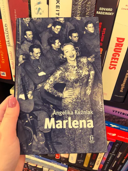 Marlena - Angelika Kuzniak, knyga