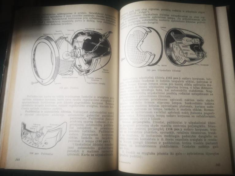 Automobilis. Trečios klasės vairuotojo vadovėlis