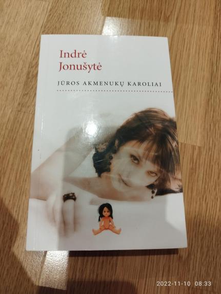 Jūros akmenukų karoliai