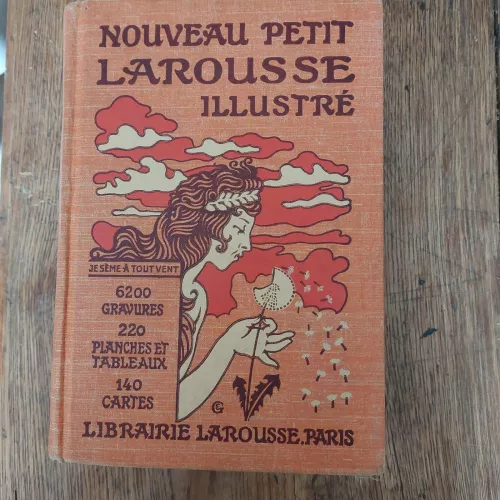 Nouveau petit Larousse illustré - Autorių Kolektyvas, knyga
