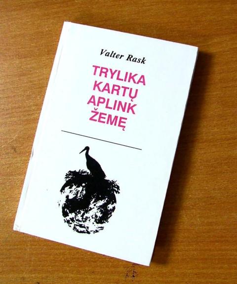 Trylika kartų aplink Žemę