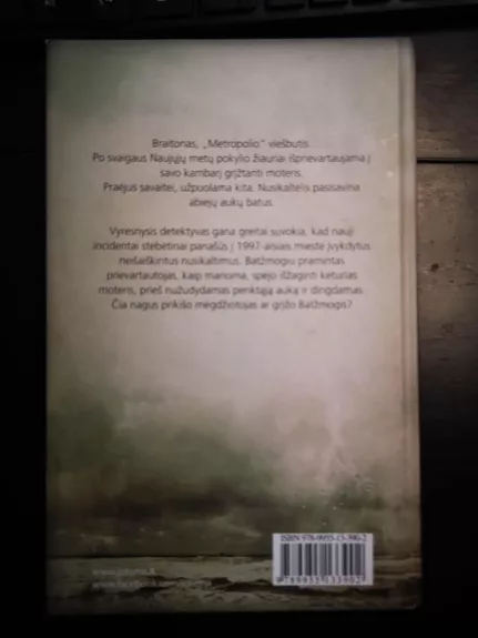 Mirties glėby - Peter James, knyga 1