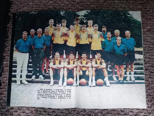 Lietuva Krepšinio Olimpe 1993 Kalendorius