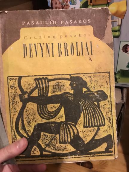 Gruzinų pasakos. Devyni broliai