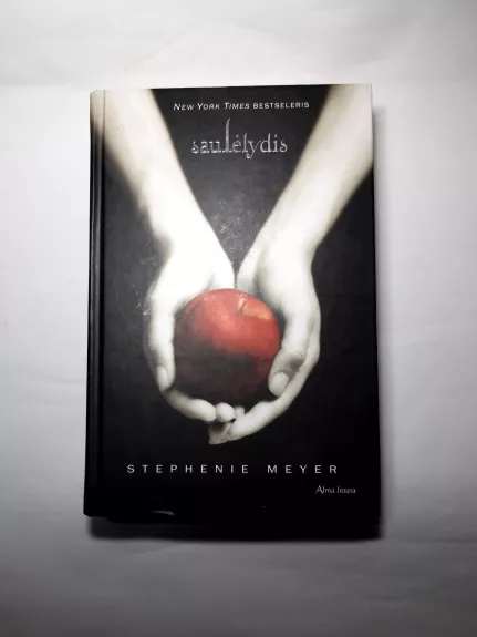 Saulėlydis - Stephenie Meyer, knyga 1