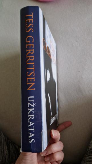 Užkratas - Tess Gerritsen, knyga 1
