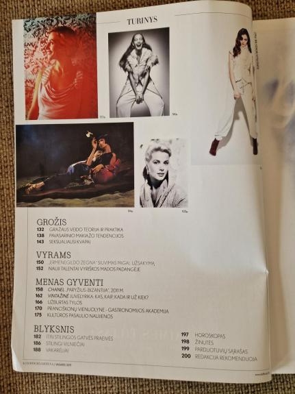 L'Officiel Vasaris 2011