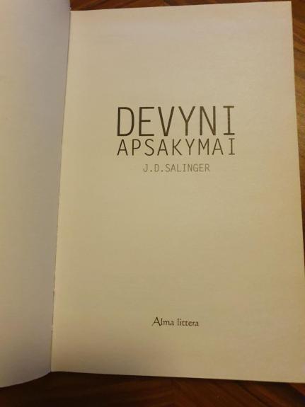 Devyni apsakymai