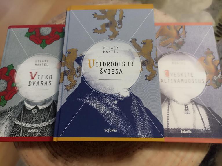 Veidrodis ir šviesa, Įveskite Kaltinamuosius, Vilko Dvaras - Hilary Mantel, knyga