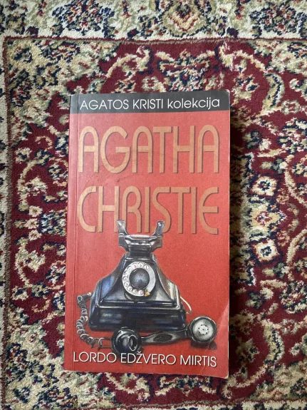 Lordo Edžvero mirtis - Agatha Christie, knyga