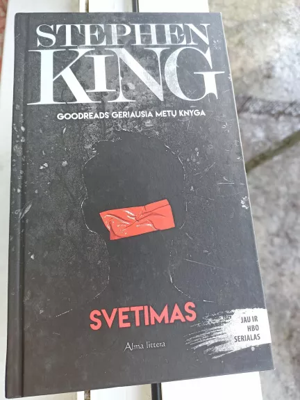 Svetimas - Stephen King, knyga 1