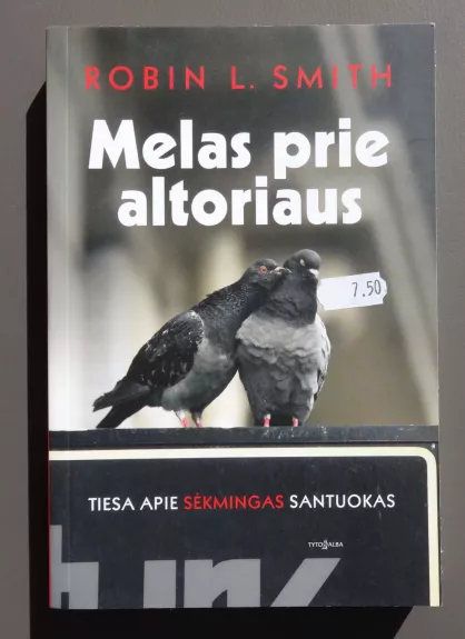 Melas prie altoriaus - Robin Smith, knyga