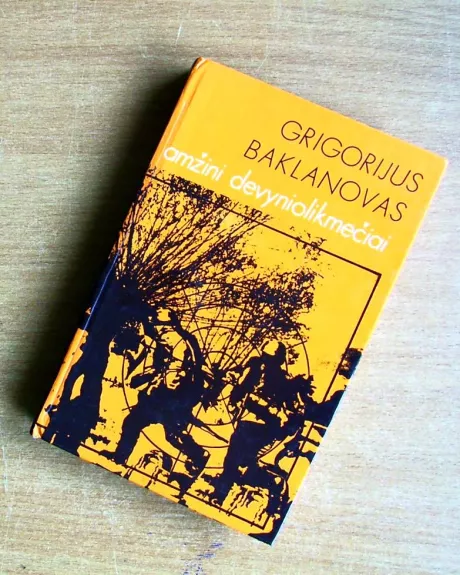 Amžini devyniolikmečiai