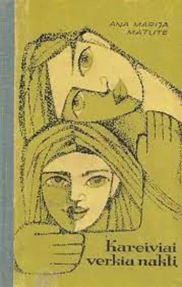 Kareiviai verkia naktį