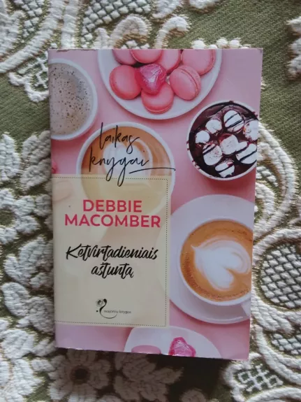 Ketvirtadieniais aštuntą