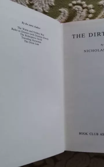 The Dirty Area - Nicholas Luard, knyga 1