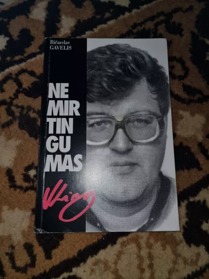 Nemirtingumas: rekonstrukcijos bandymas