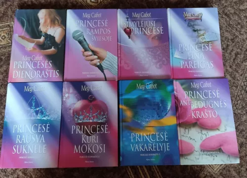 Princesės dienoraštis ( pilnas 8 knygų komplektas)