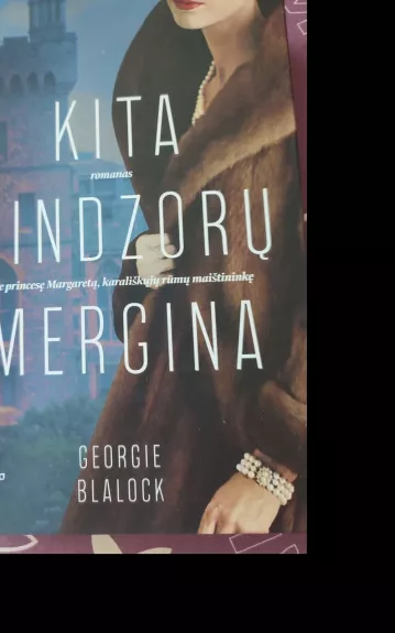 Kita Vindzorų mergina