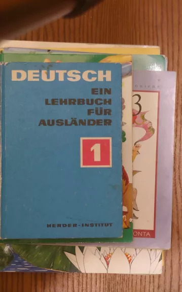 Deutsch. Ein Lehrbuch fur Auslander, Teil 1