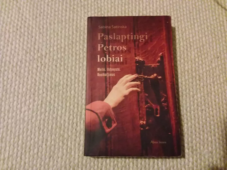 Paslaptingi Petros lobiai