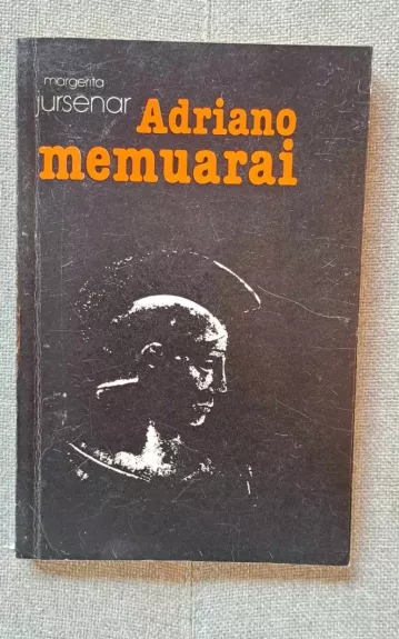 Adriano memuarai