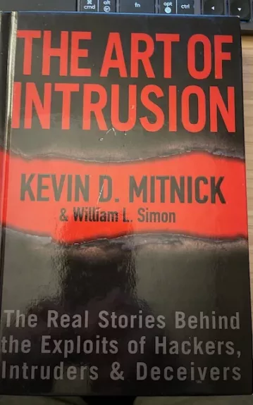 The art of intrusion - kevin mitnick, knyga