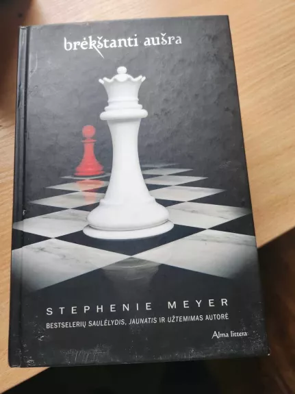 Brėkštanti aušra - Stephenie Meyer, knyga