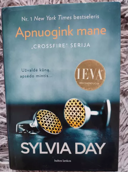 Apnuogink mane - Sylvia Day, knyga