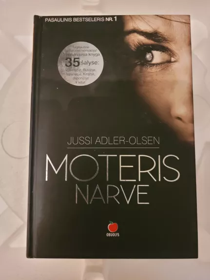 Moteris narve