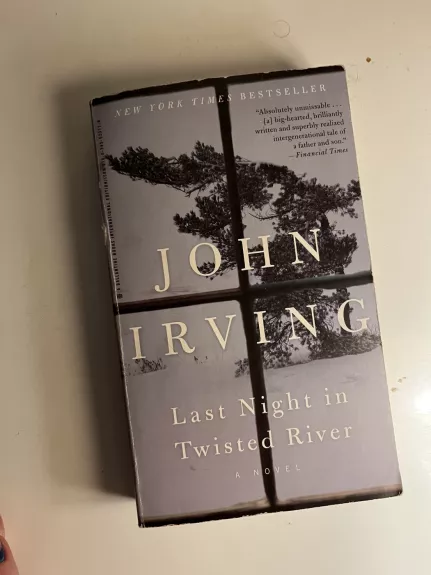 Last Night in Twisted River - John Irving, knyga