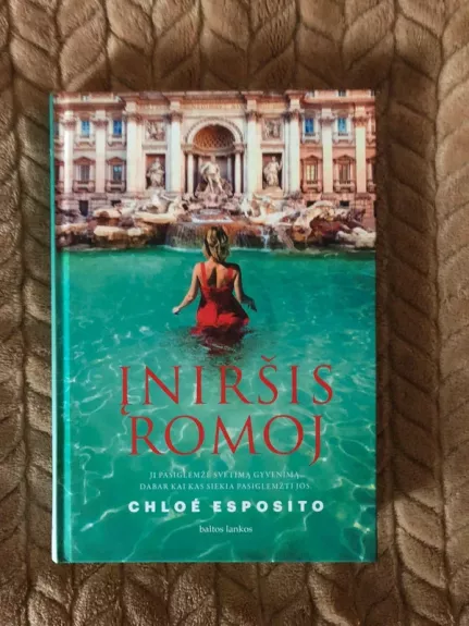 Įniršis Romoje - Chloe Esposito, knyga