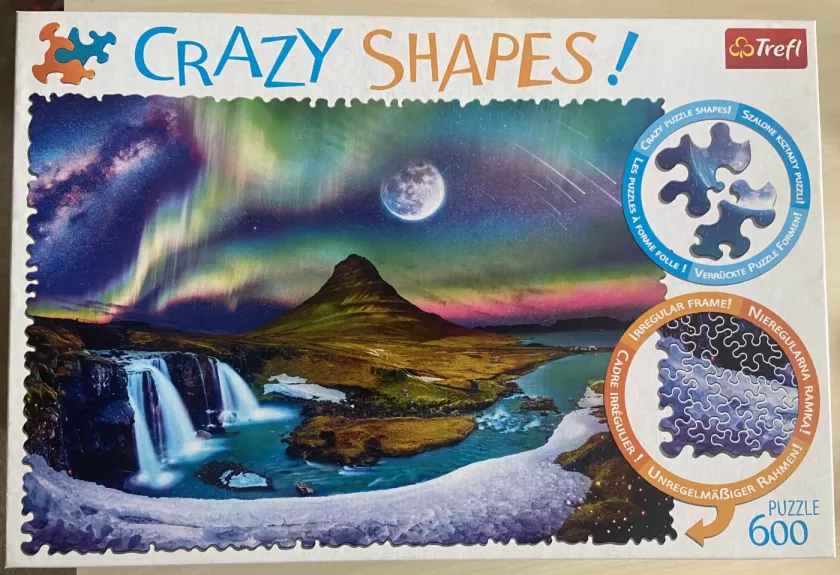 Trefl Crazy Shapes Aurora Over Iceland (600 d.) - , stalo žaidimas 1