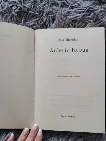 Arčerio balsas - MIA SHERIDAN, knyga 1