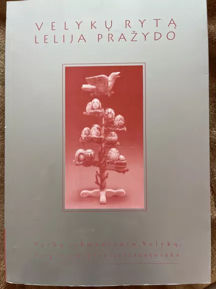 Velykų rytą lelija pražydo