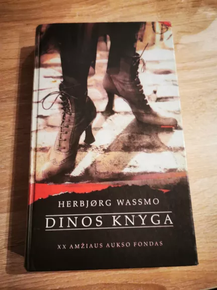 Dinos knyga - Herbjørg Wassmo, knyga 1
