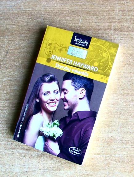 Skyrybų vakarėlis - Jennifer Hayward, knyga