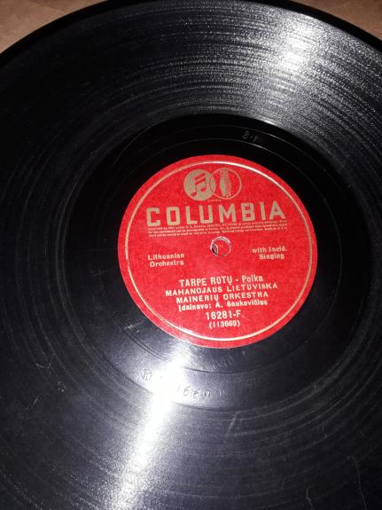 Lithuanian orchestra with incld. singing