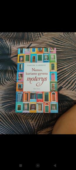 Namas, kuriame gyvena moterys