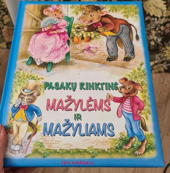 Pasakų rinktinė mažylėms ir mažyliams