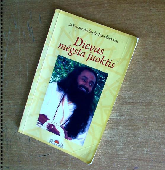 Dievas mėgsta juoktis