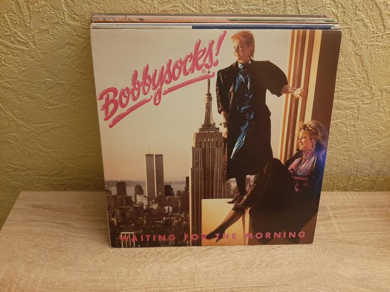 Bobbysocks - Waiting For The Morning