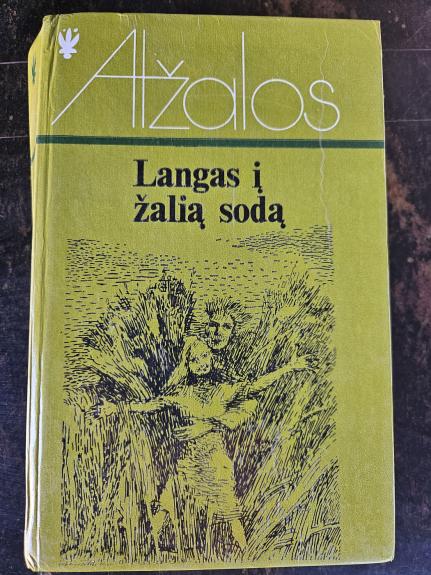 Langas į žalią sodą