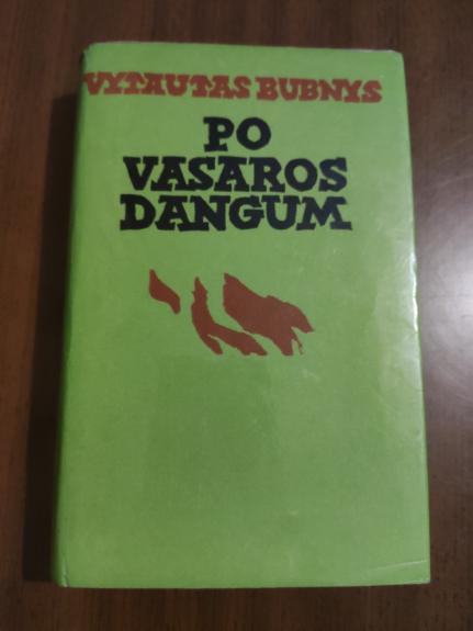 Po vasaros dangum