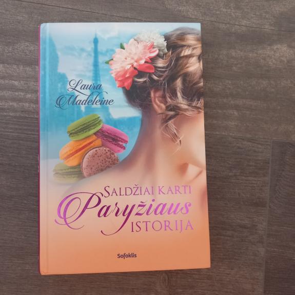 Saldžiai karti Paryžiaus istorija