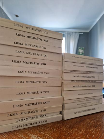 LKMA Lietuvių katalikų mokslo akademija. Leidiniai metraščiai, suvažiavimų darbai ir kt.   Viso 23 knygos. - Autorius nenurodomas, knyga 1