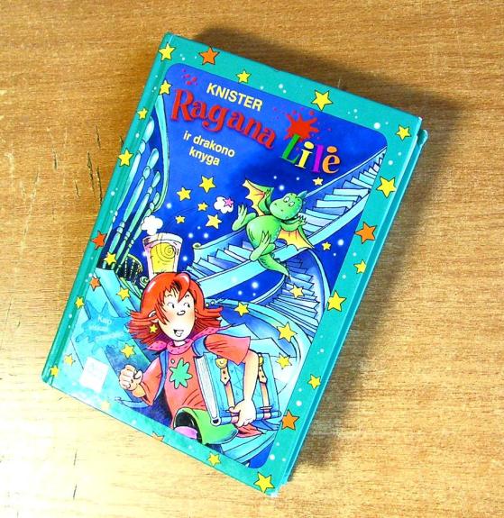 Ragana Lilė ir drakono knyga