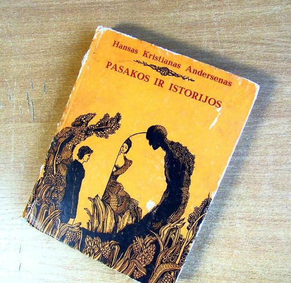 Pasakos ir istorijos