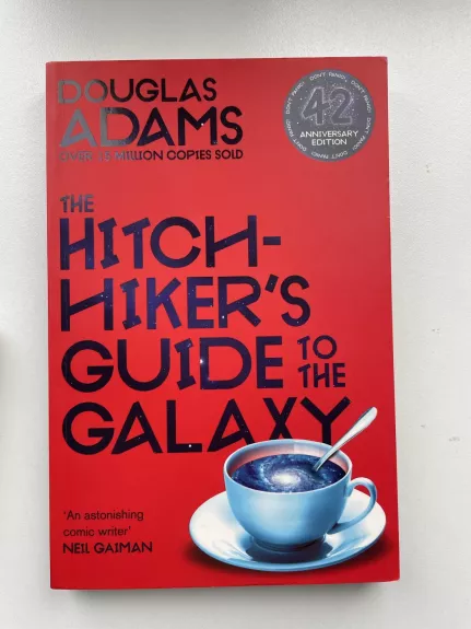 The Hitch Hiker’s guide to the galaxy - Douglas Adams, knyga 1