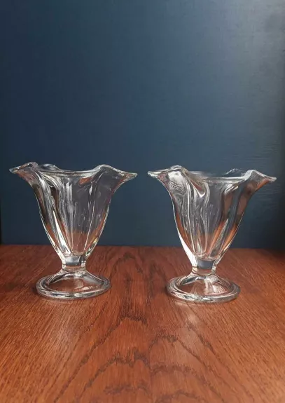 Stiklinės vazelės desertui ar ledams. 2vnt.